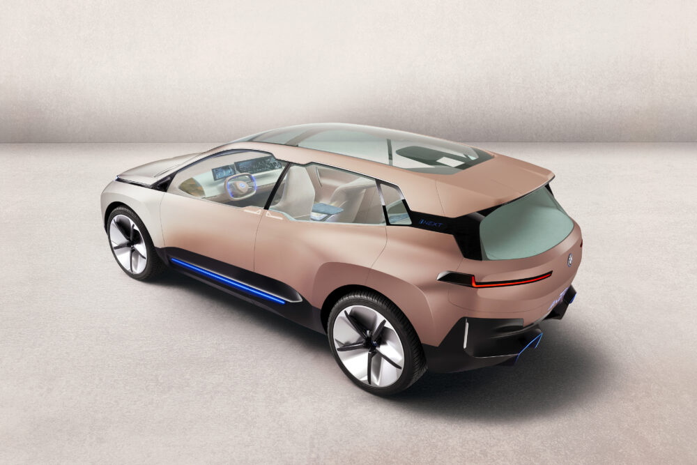 BMW Vision iNEXT
リアとボディサイド
