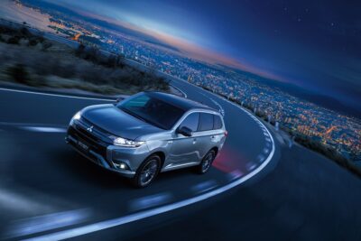 三菱 アウトランダーPHEVに特別仕様車「ブラック エディション」を追加発売