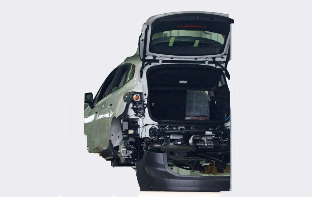 次期新型BMW 2シリーズ アクティブツアラー
工場からの流出画像