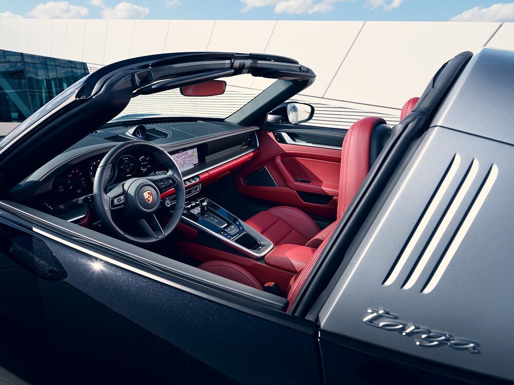 新型ポルシェ 911 タルガ
インテリア