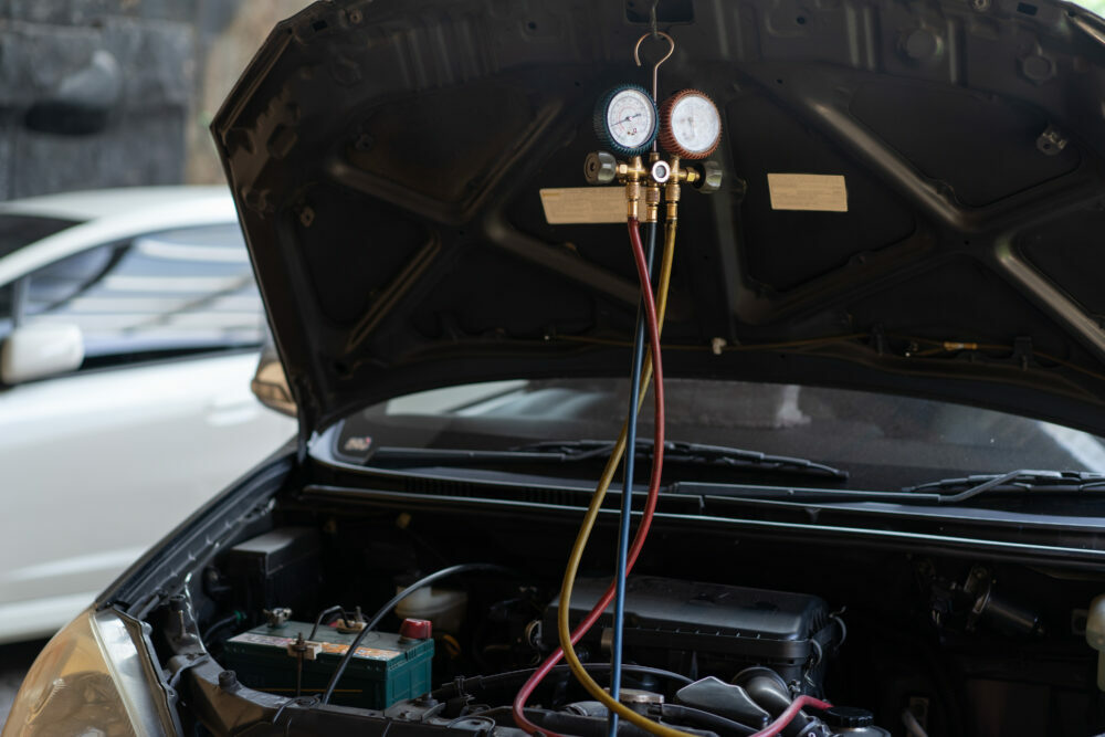 車のエアコン A Cボタンやクーラー 暖房の正しい使い方 風が臭い ぬるいときは 修理方法は ページ 2 2 Moby モビー