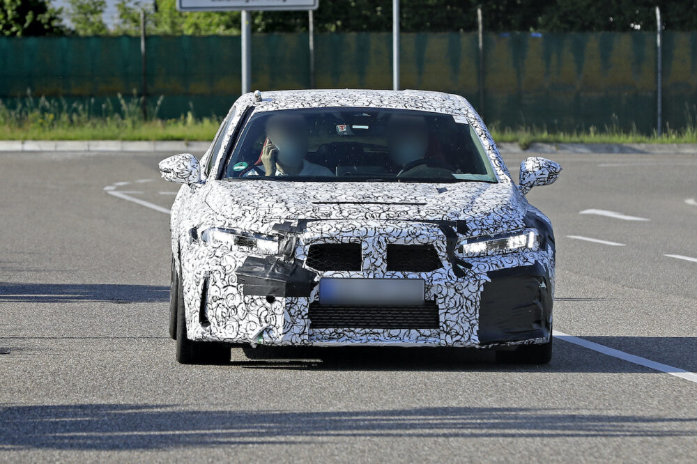 次期新型ホンダ シビック タイプR プロトタイプ スパイショット
フロントマスク