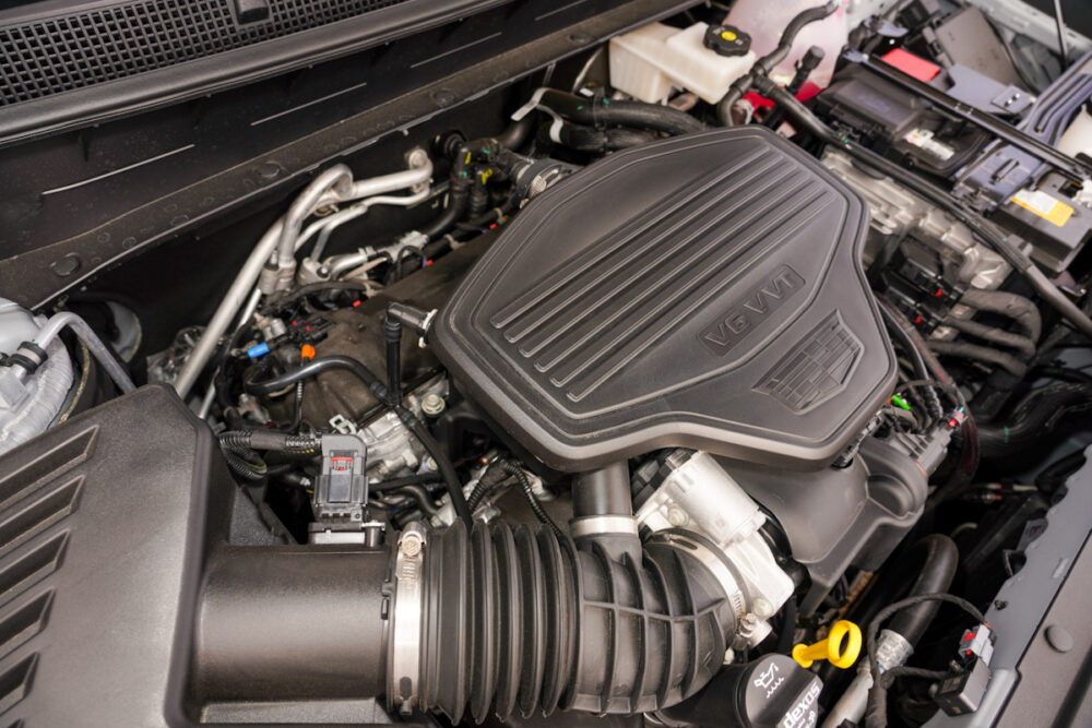 キャデラック XT6 ナイトクルーズ エディション
エンジンルーム