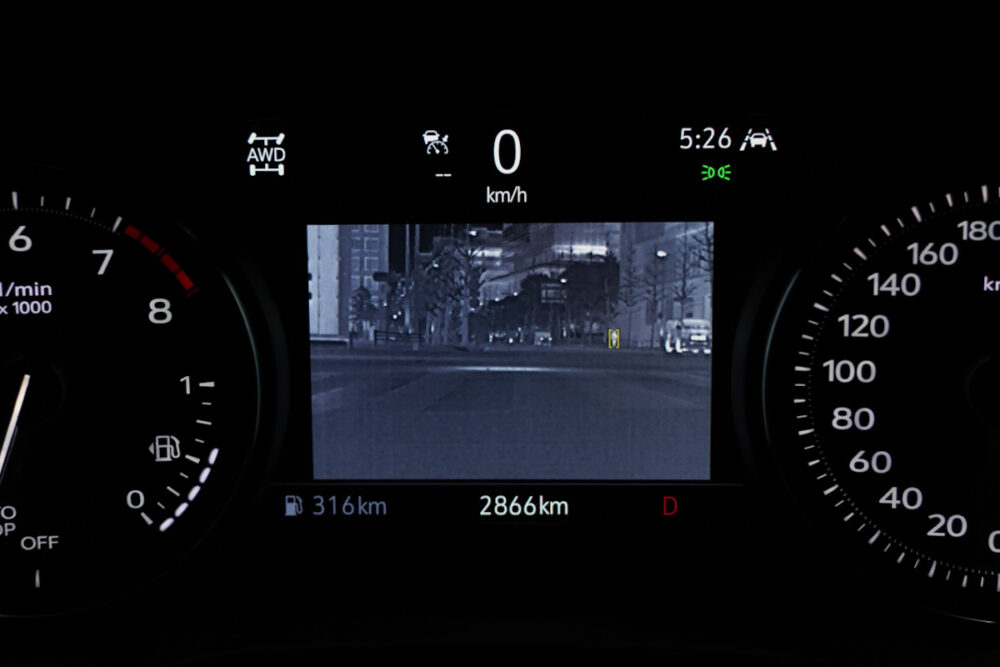 キャデラック XT6 ナイトクルーズ エディション
ナイトクルーズ画面