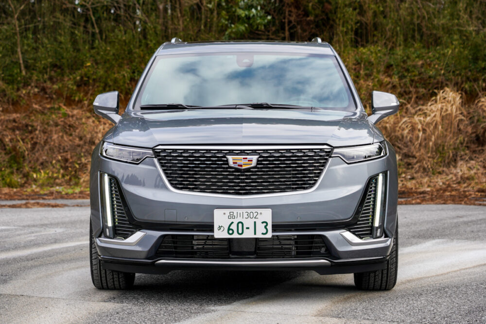 キャデラック XT6 ナイトクルーズ エディション
フロント