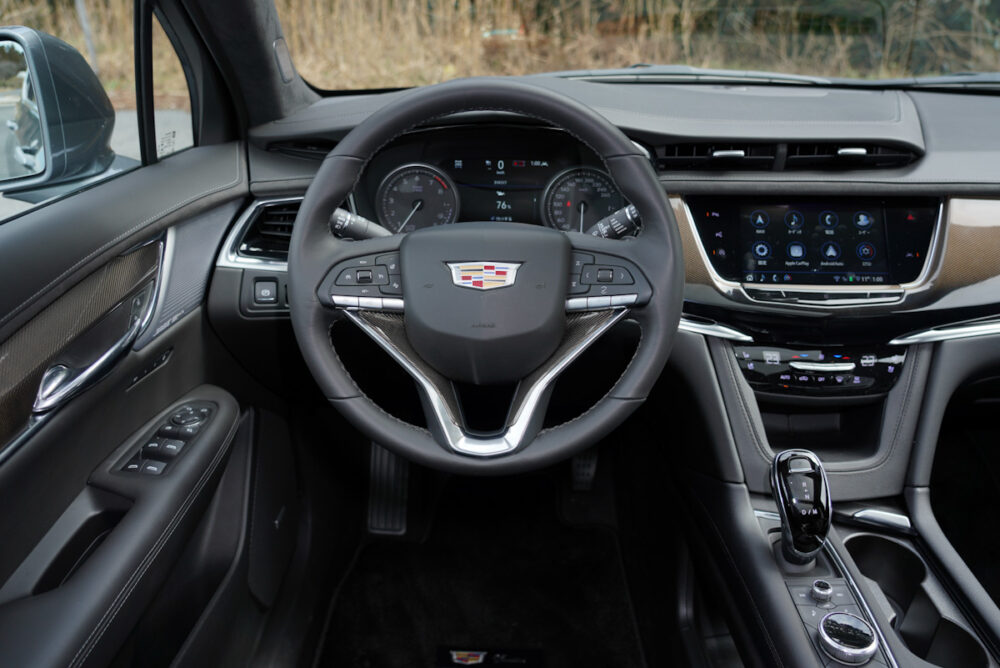 キャデラック XT6 ナイトクルーズ エディション
運転席周り。正面から撮影
