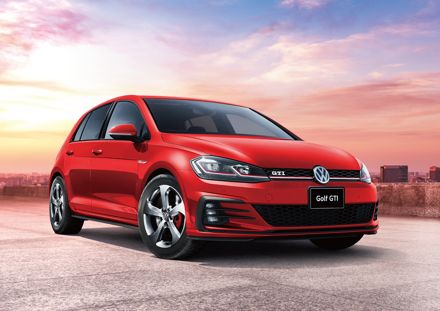 7代目フォルクスワーゲン ゴルフGTI
フロント