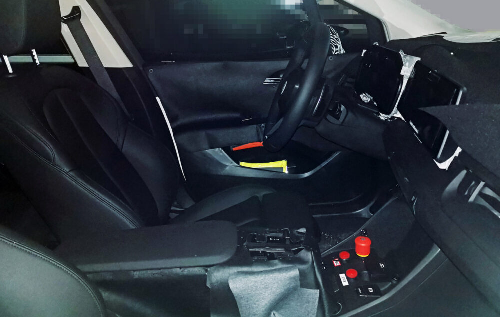 次期新型BMW 2シリーズ アクティブツアラー 内装