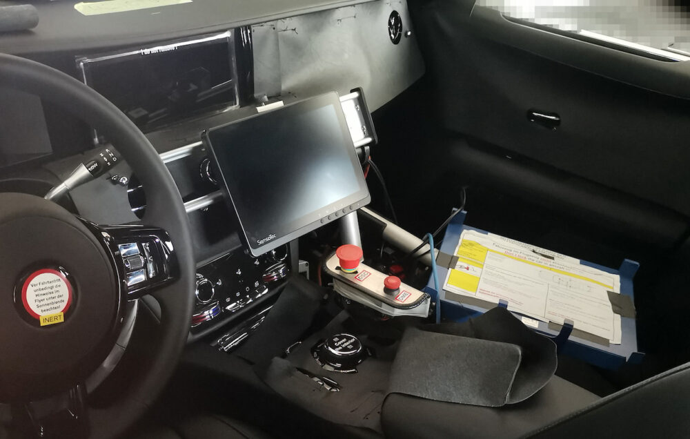 次期新型ロールス・ロイス ゴースト プロトタイプ スパイショット
センターコンソール