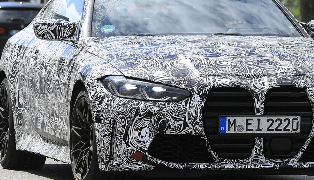 次期新型BMW M4クーペ プロトタイプ スパイショット
フロント拡大