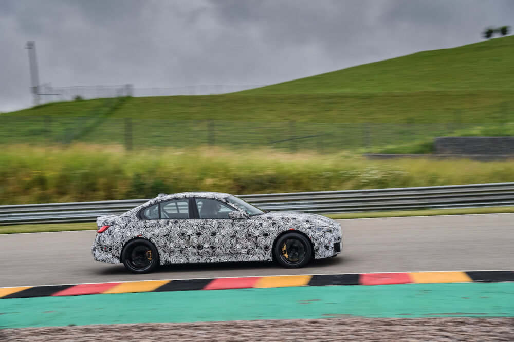 次期新型 BMW M4セダン 公式リーク
ボディサイド
