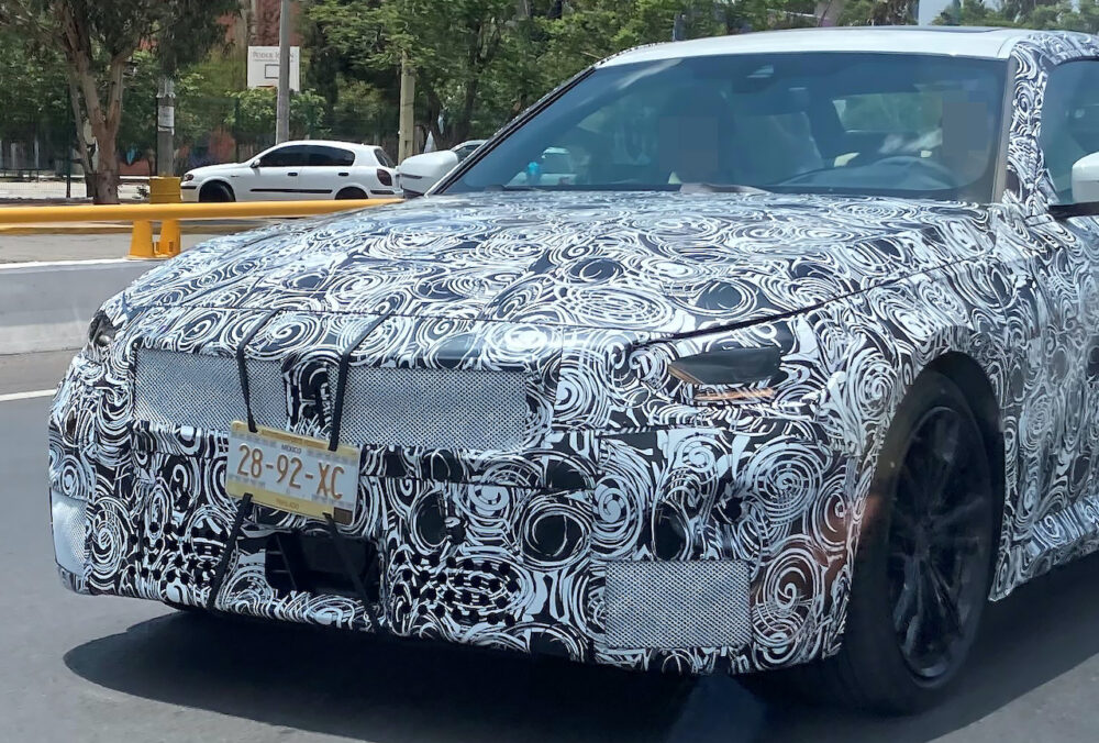 次期新型BMW 2シリーズ クーペ プロトタイプ スパイショット
フロント