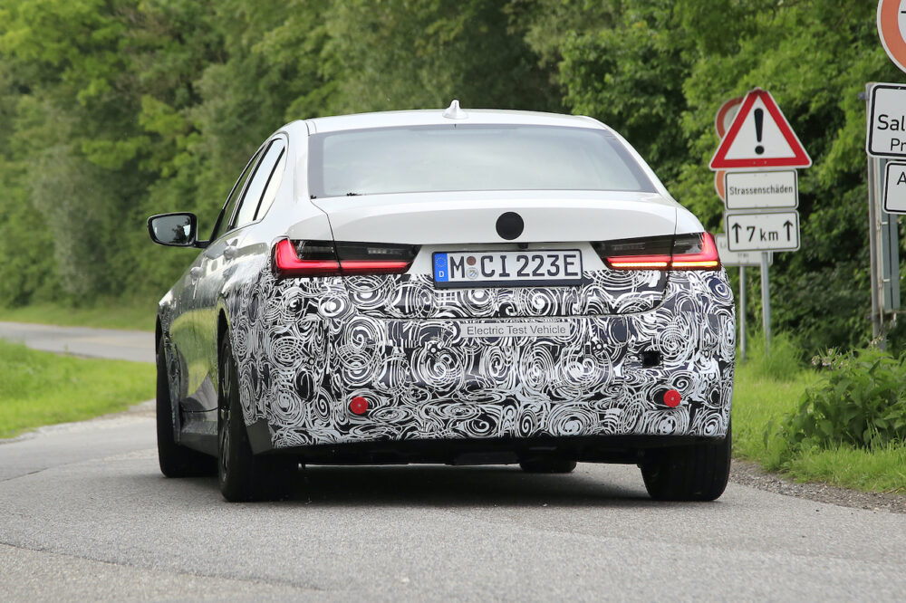 新型 BMW 3シリーズ(i3)プロトタイプ スパイショット
リア