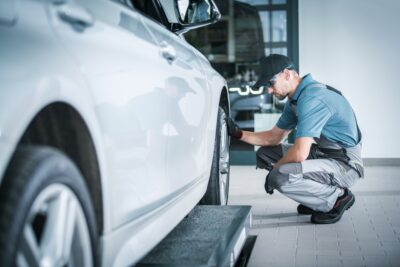 走行距離10万キロの車に告ぐ!おすすめの交換部品と今後の注意点について