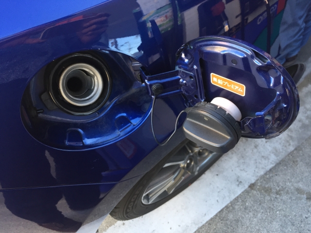 ガソリンの種類 レギュラー ハイオク 軽油の違いとは Moby モビー