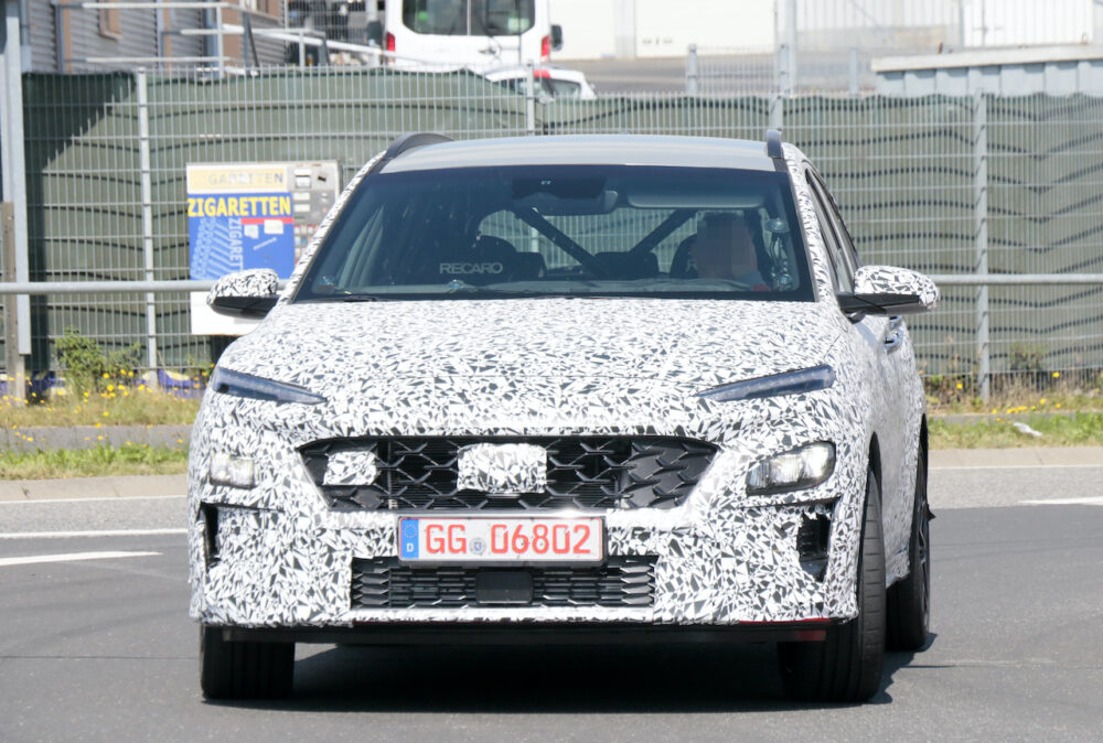 新型ヒュンダイ コナN プロトタイプ スパイショット
フロント