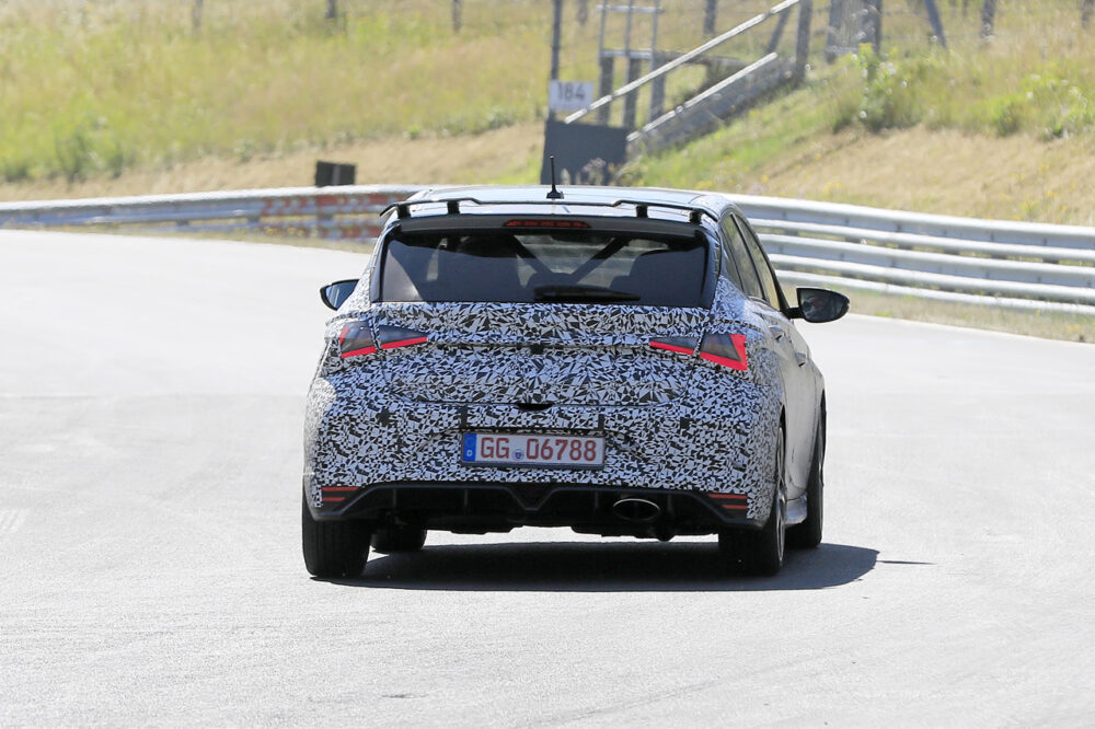 新型 ヒュンダイ i20n プロトタイプ スパイショット
リア