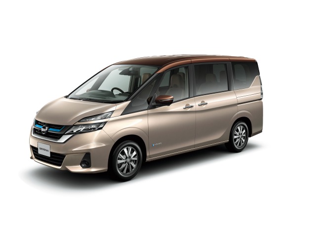 日産 セレナ