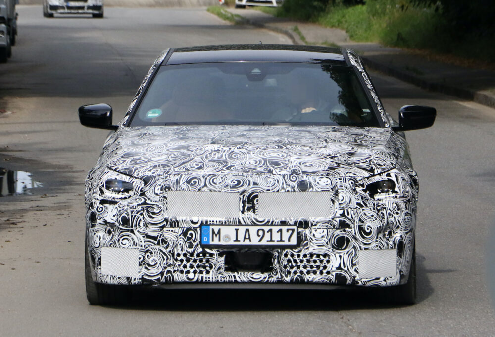 次期新型BMW 2シリーズクーペ プロトタイプ スパイショット
フロント