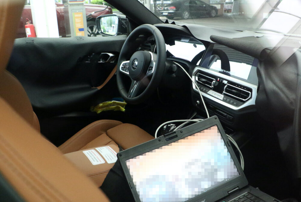 次期新型BMW 2シリーズクーペ プロトタイプ スパイショット
インテリア