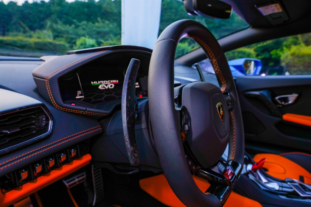 ウラカンEVO RWD ステアリングホイール