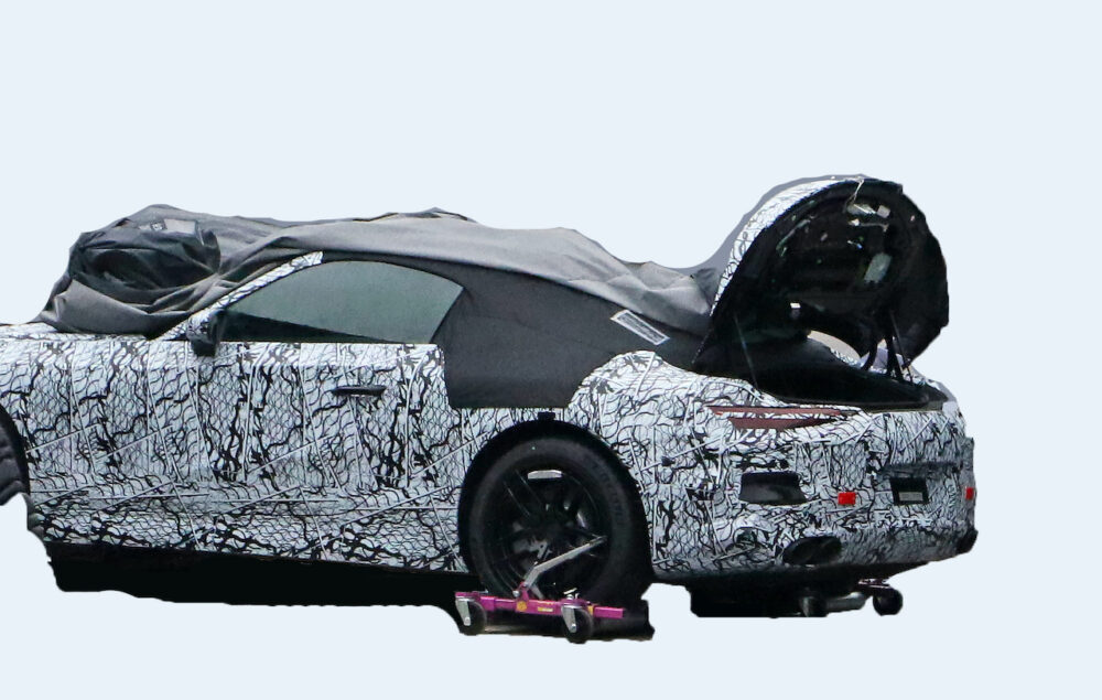 次期新型メルセデス・ベンツ SL プロトタイプ スパイショット
リア