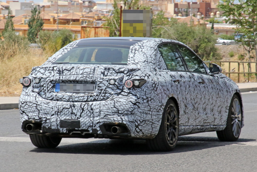 次期新型メルセデスAMG C53 プロトタイプ スパイショット
リアサイド