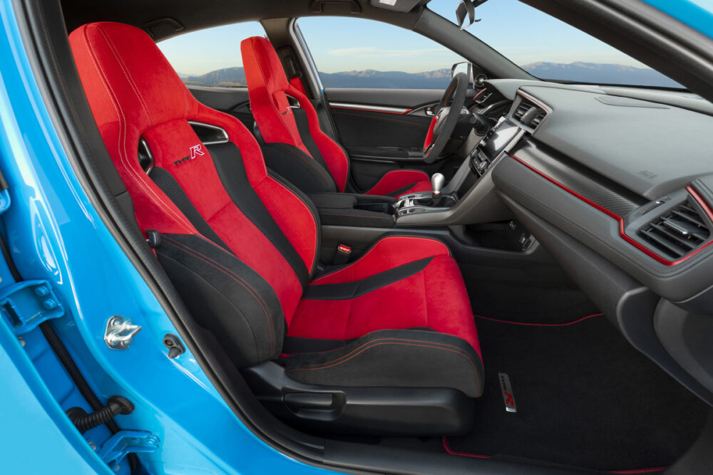 改良新型シビック タイプR 2020年モデル 北米仕様
シート