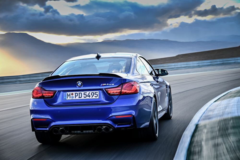 BMW M4 CS 現行モデル