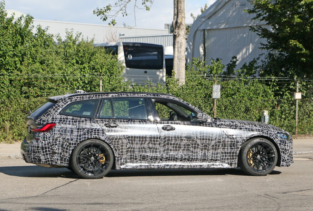 新型BMW M3ツーリング プロトタイプ スパイショット
ボディサイド
