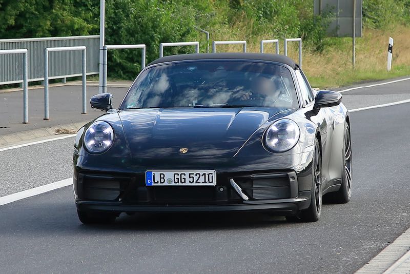 新型ポルシェ 911 タルガ4 GTS 市販型プロトタイプ