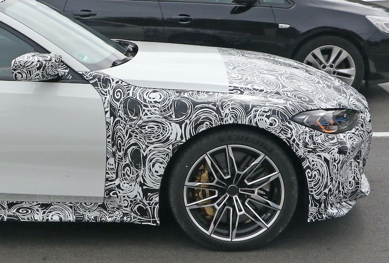 次期新型 BMW M3 プロトタイプ スパイショット フロントフェンダー