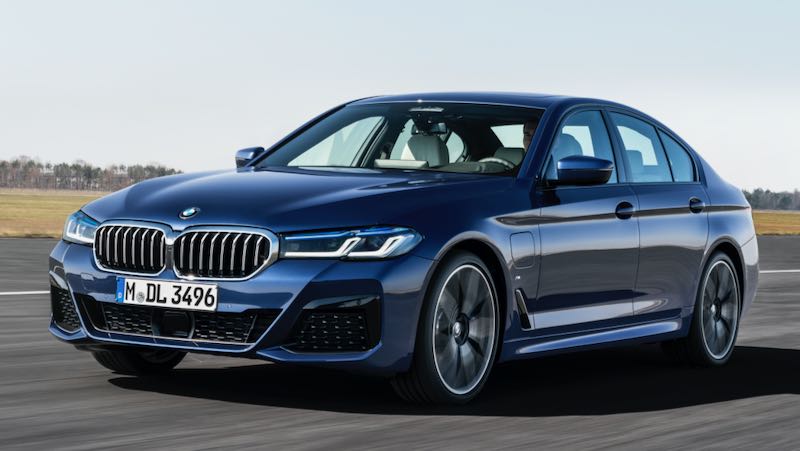 新型5シリーズ 530e
フロント