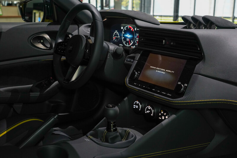 次期新型 日産フェアレディZ プロトタイプ センターコンソールと運転席周り