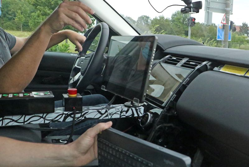 改良新型ランドローバー ディスカバリー プロトタイプ スパイショット インテリア