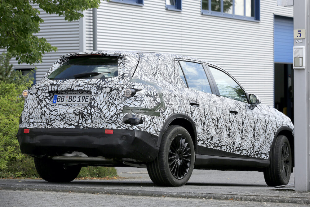 次期新型メルセデス・ベンツ GLC プロトタイプ スパイショット
リアサイド