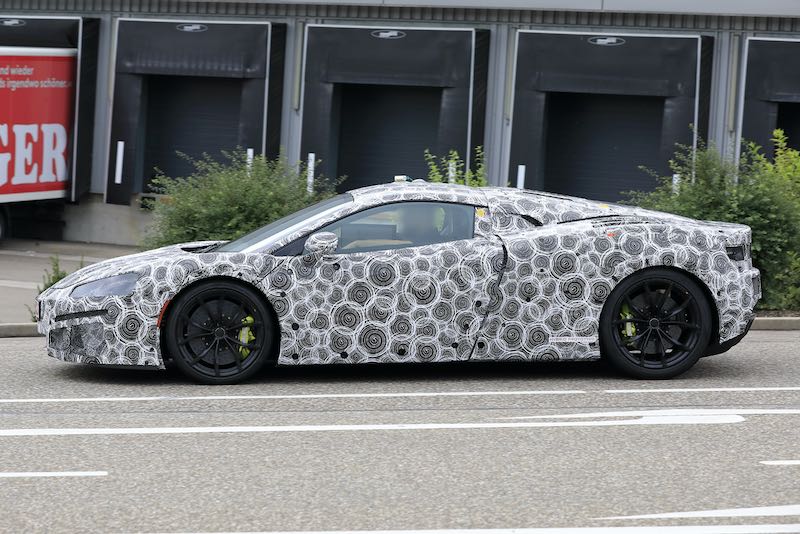 後継新型マクラーレン「570S」プロトタイプ スパイショット ボディサイド