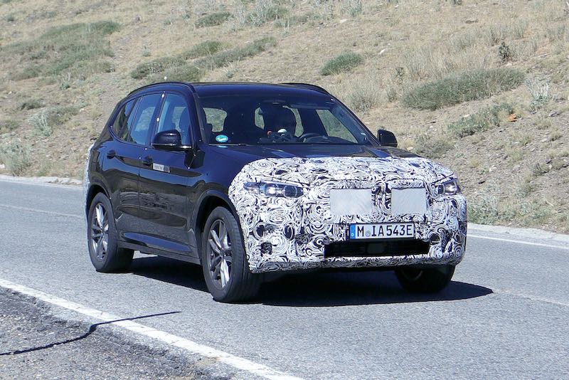 改良新型 BMW PHEV プロトタイプ スパイショット フロント