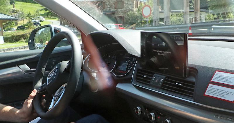 新型アウディ Q5 スポーツバック プロトタイプ スパイショット インテリア