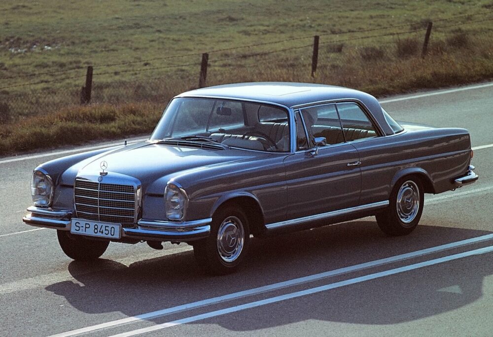 メルセデス ベンツ 250 SE