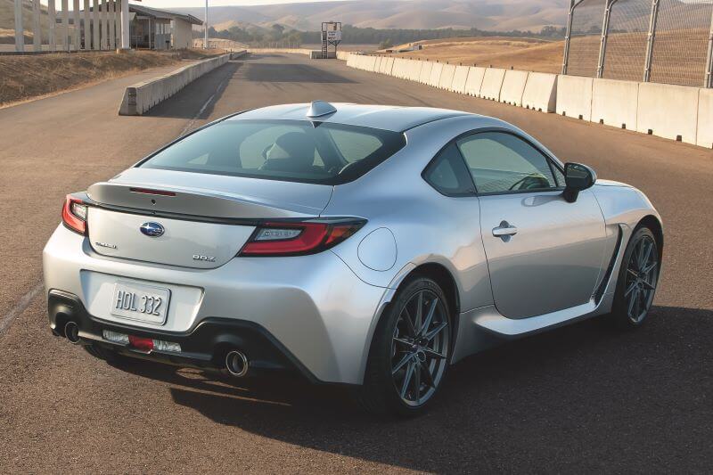 新型 スバル BRZ 北米仕様 リアサイド