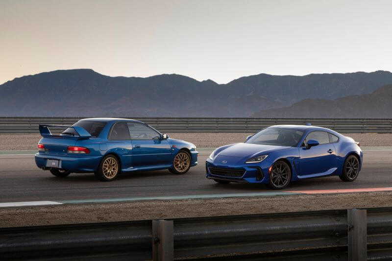 新型 スバル BRZ 北米仕様 と初代インプレッサWRX