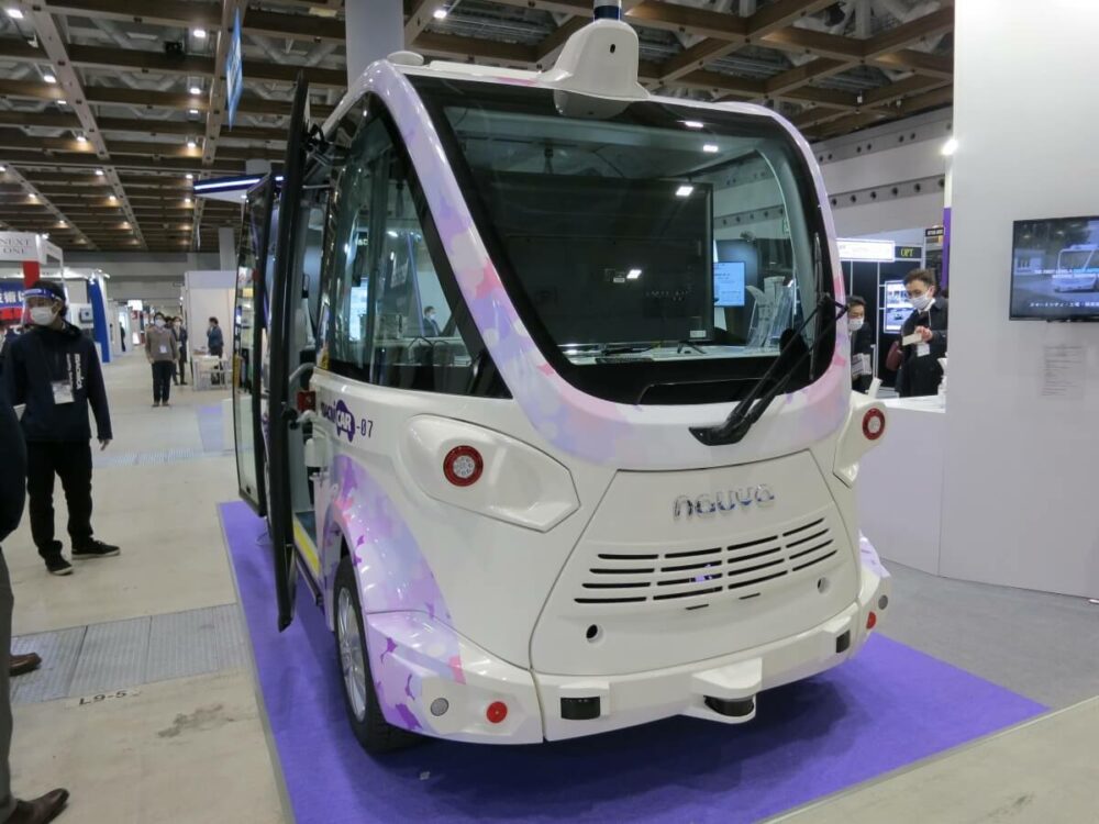 新型NAVYA EVO(ナビヤ エボ)リア