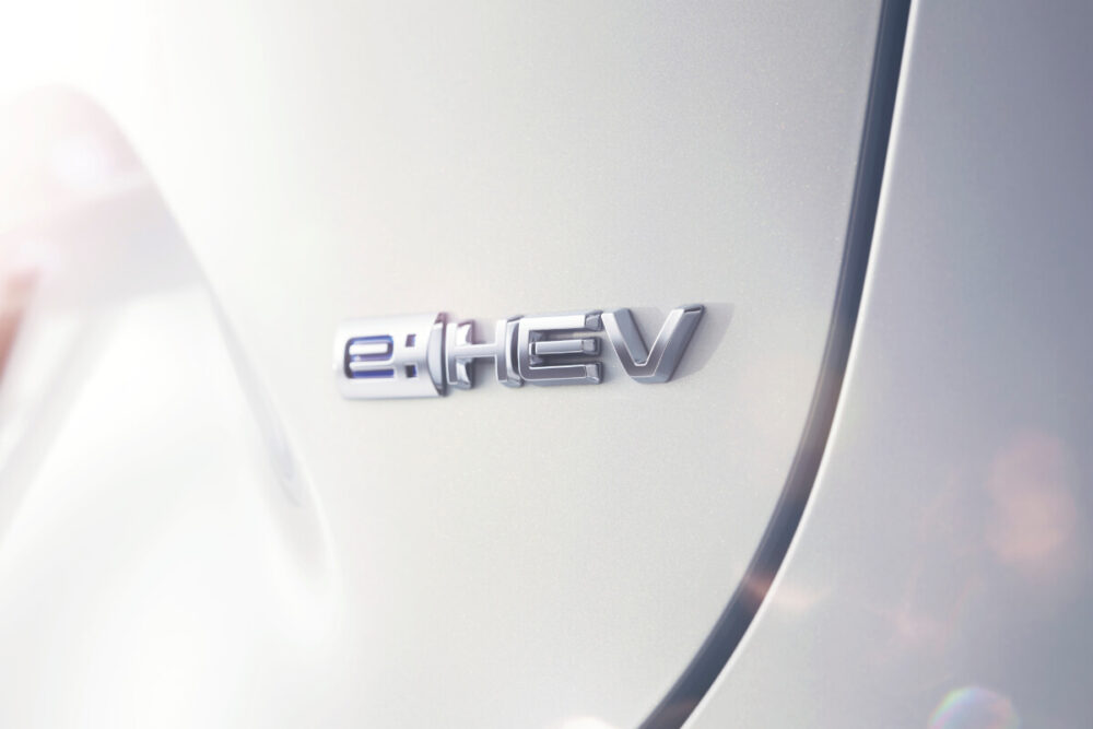ホンダ ヴェゼル e:HEV バッジ