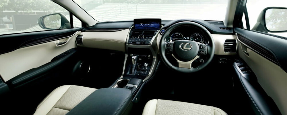 レクサス NX300h