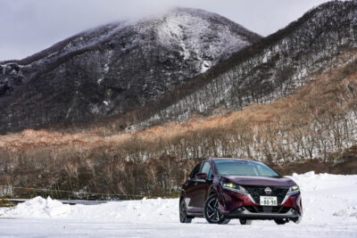【爆売れ】新型ノートe-POWERで500km試乗。FFで冬の赤城山も走ってきた「やるじゃん、日産」