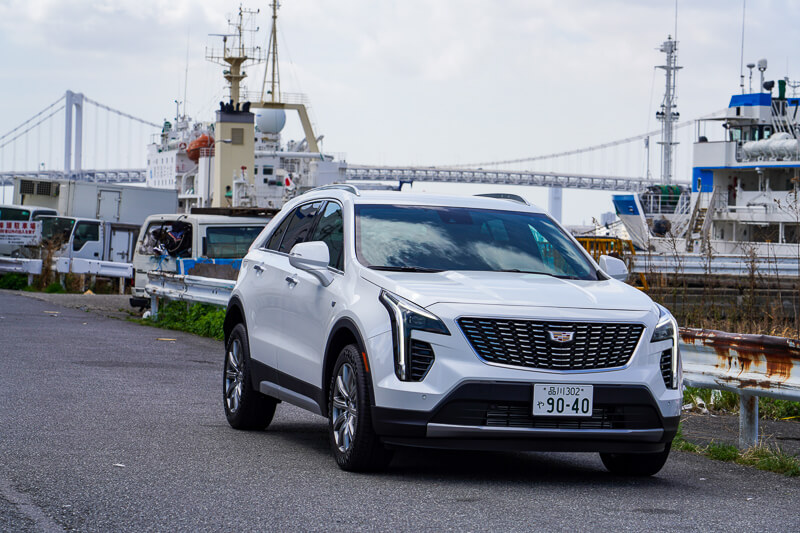 キャデラック XT4