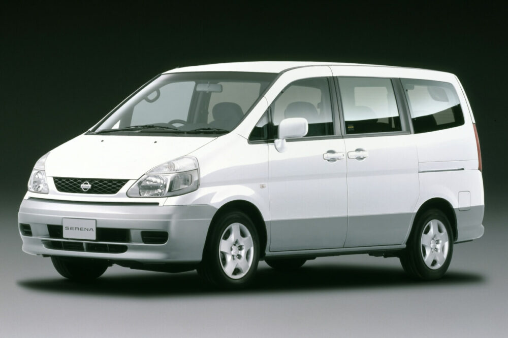 日産 2代目セレナ 後期型 フロント