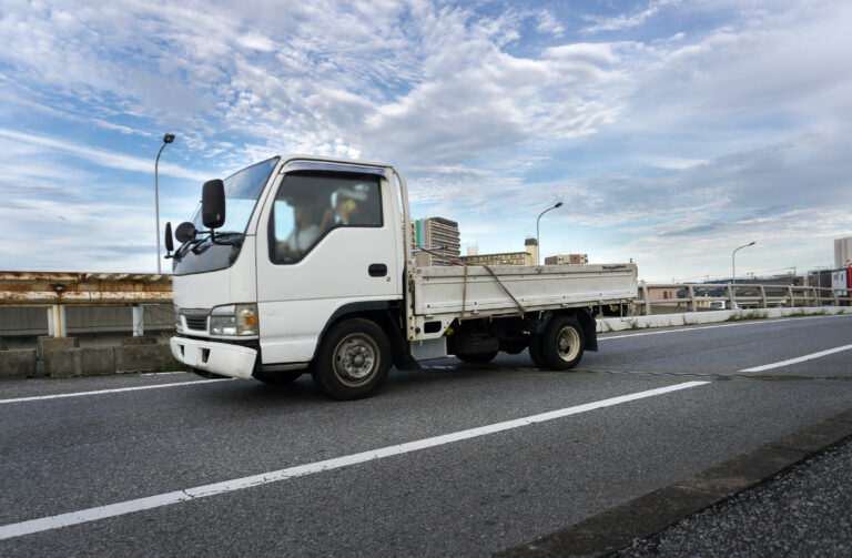 中型車の定義と該当する運転免許 8t限定や準中型との違いは何 Moby モビー