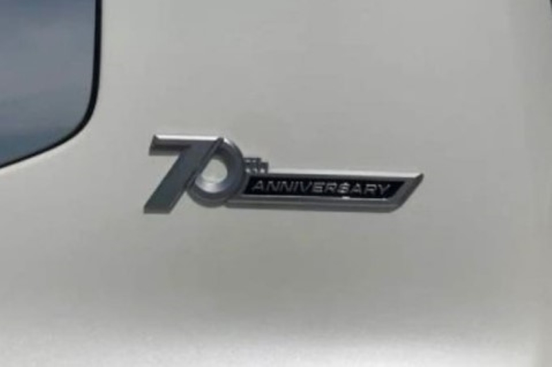 トヨタ ランドクルーザープラドが一部改良 ランクル300にも設定される70周年特別仕様車が登場 Moby モビー